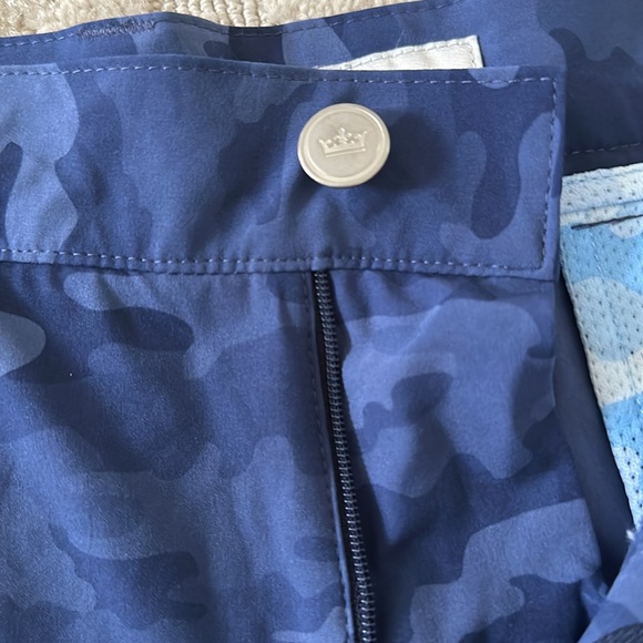 Peter Millar performance blue camo shorts - 34 worn once! - Picture 4 of 7